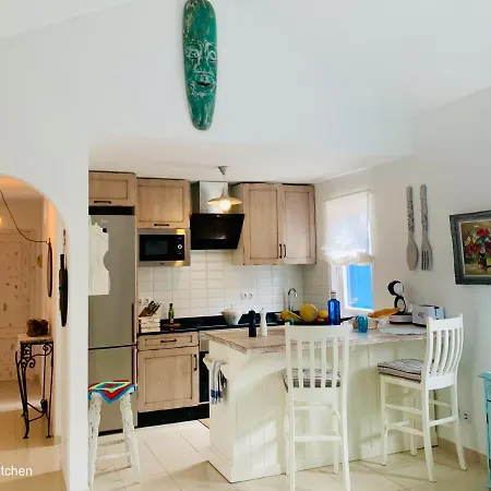 Casa Marrakado - Seaview & Beach Close!